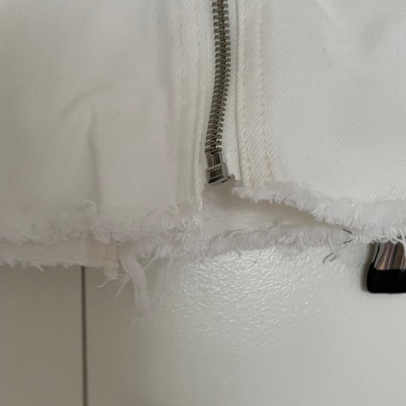 We The Free Zipper White Denim Mini Skirt Size 25 🌻🌼🌻 - Picture 4 of 15